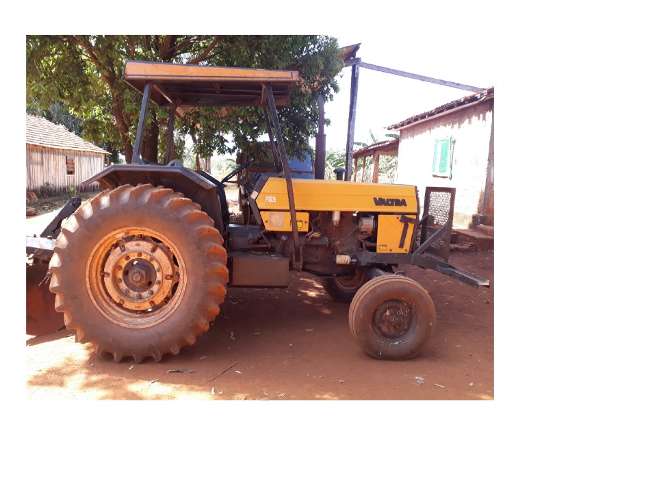 trator 23 de maio.jpg